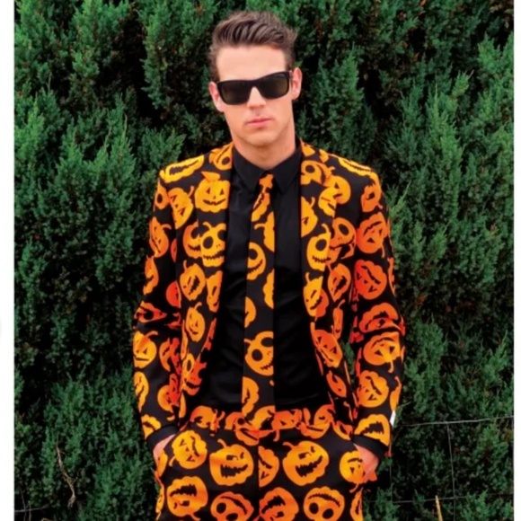 David Pumpkins Spirit Halloween Costume - Picture 1 of 1